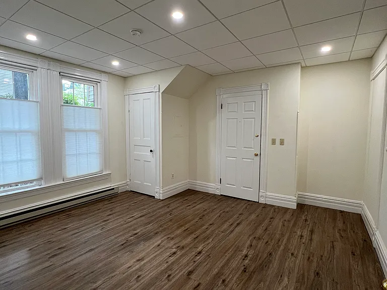 27 Prospect St #1 — Photo 8