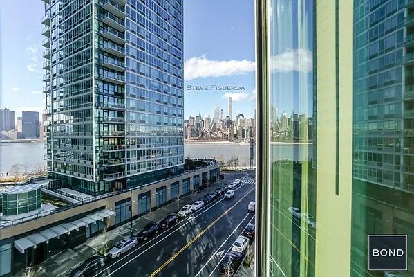 Rented by Bond New York | media 3