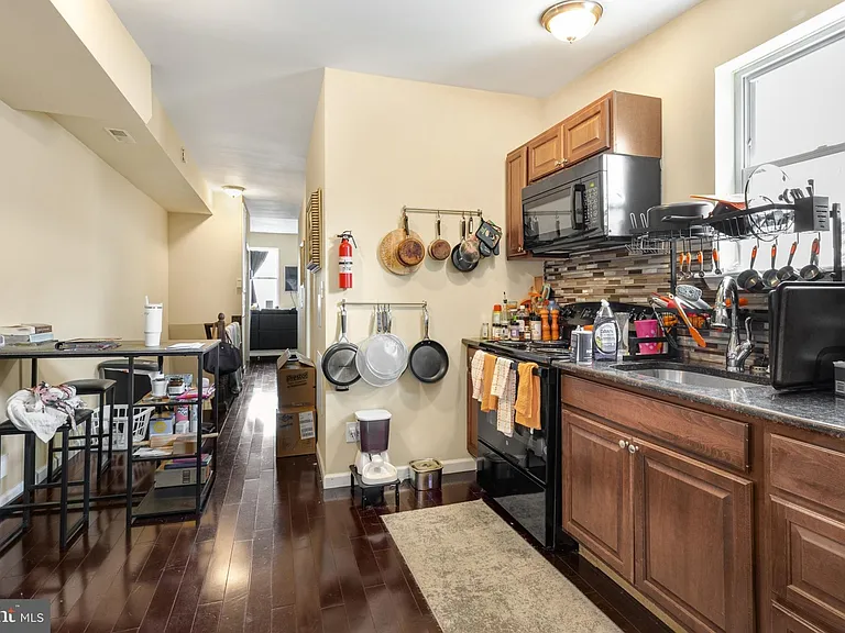 1536 S 19th St #2 — Photo 3