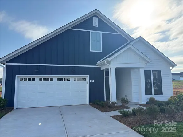 109 Lake Cove Way, Mooresville, NC 28115