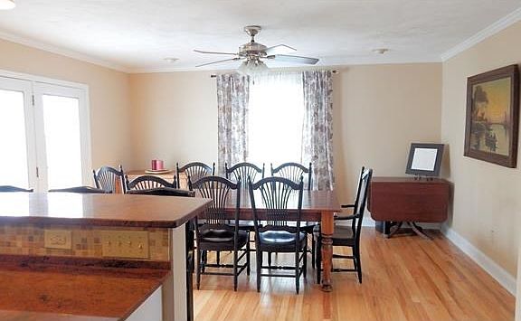 Large dining room or family room.