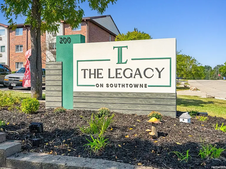 The Legacy (55+ Community) — Photo 27