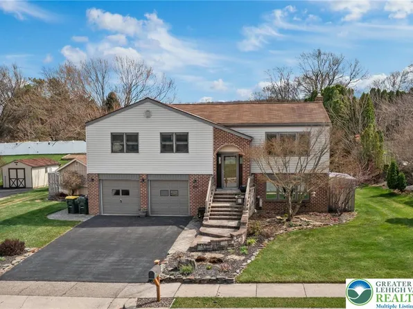 536 Celia Ave, Topton, PA 19562