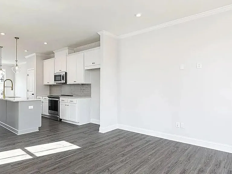 309 Skylar Ter SE #30 — Photo 8