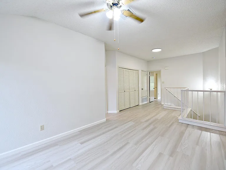 13329 Black Canyon Dr — Photo 11