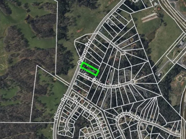 4929 Oliver Rd, Flowery Branch, GA 30542