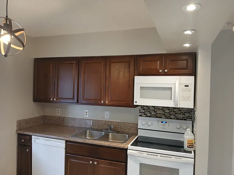 2207 S Carolina Ave #2 — Photo 14