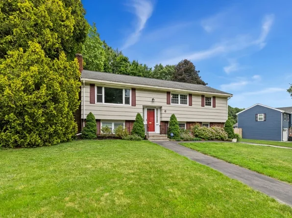 6 Larrabee Ter, Peabody, MA 01960