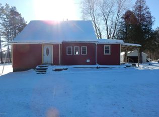 11539 E Apple Ave, Ravenna, MI 49451