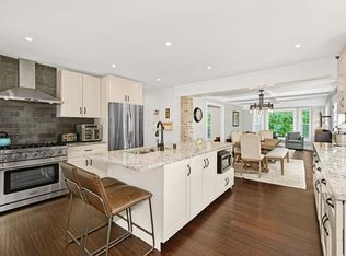 1005 Lone Tree Rd, Elm Grove, WI 53122