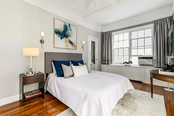 Sold by Corcoran | media 6