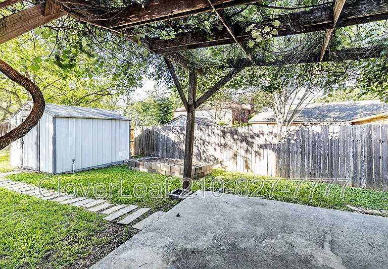 7426 Rainfall Park — Photo 40