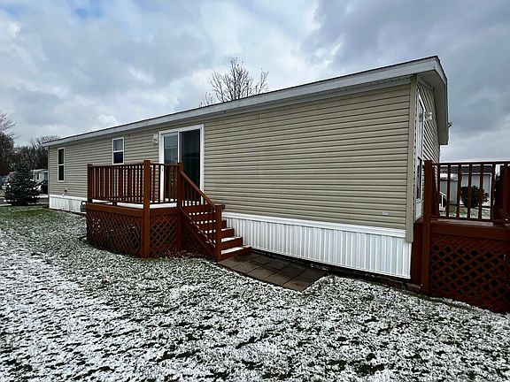 4th image of 25 Winter Pine Dr