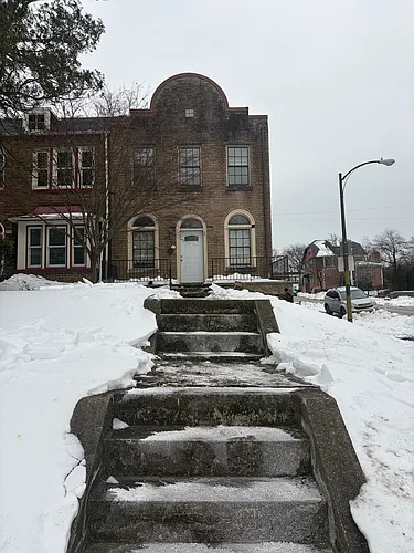 2156 Mount Royal Ter Photo 1