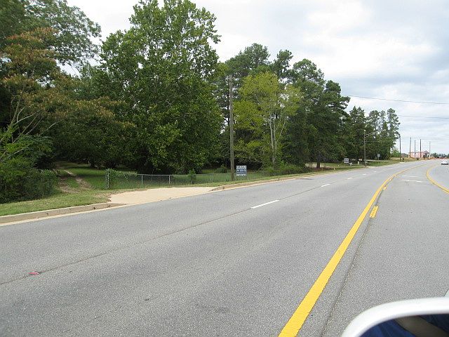 1st image of 313 N Houston Lake Blvd