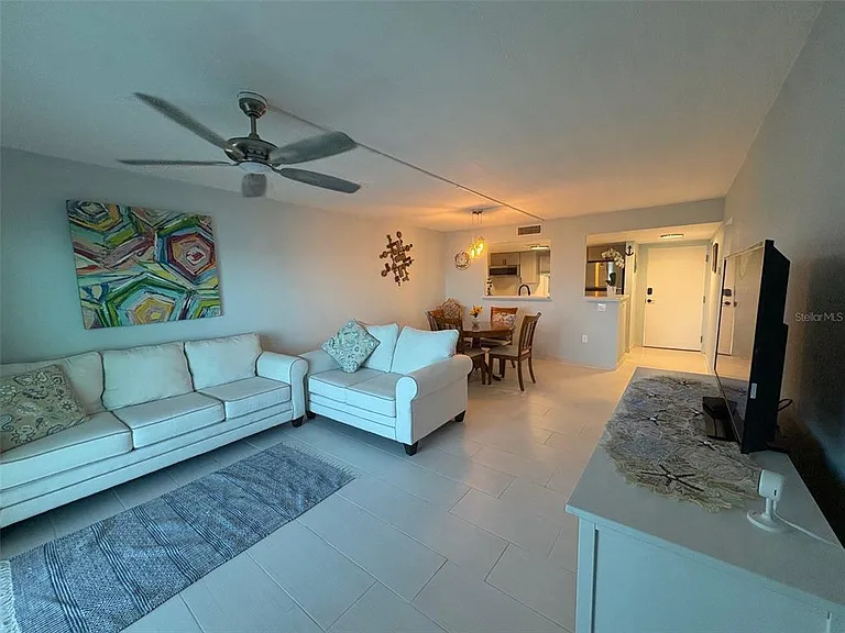 464 N Paula Dr #116 — Photo 23
