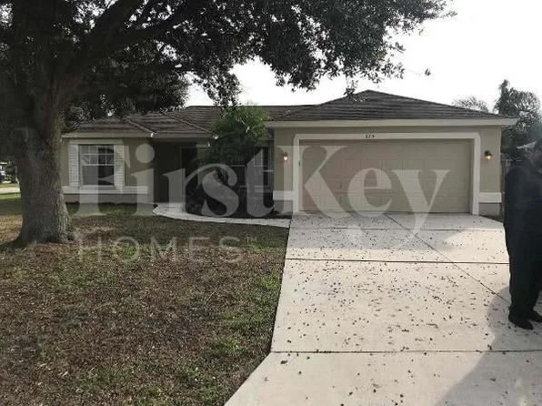 6215 61st St E, Palmetto, FL 34221
