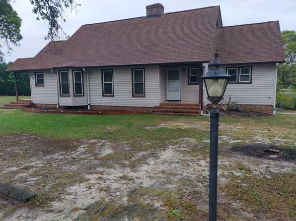 487 Palestine Rd, Linden, NC 28356