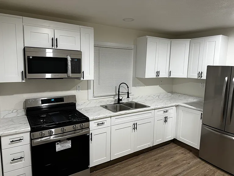 505 Carpino Ave #507 — Photo 6