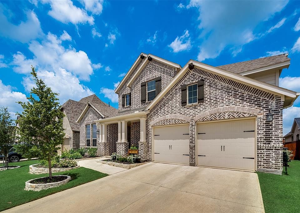 1st image of 9208 Pecan Woods Trl