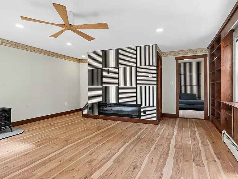 464 Gray Rd — Photo 28