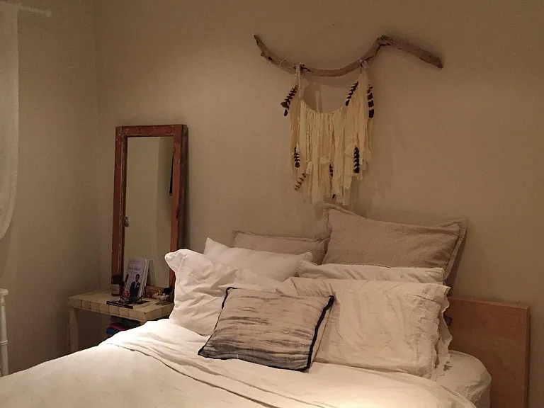565 Westminster Ave #3 — Photo 7