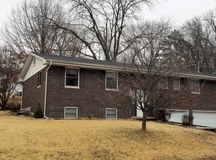 231 Brookdale Dr, Jefferson City, MO 65101