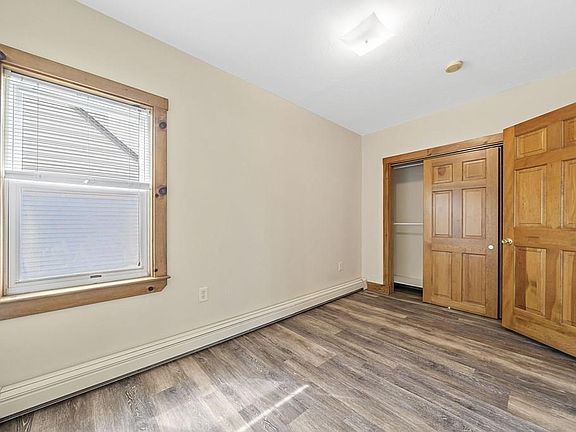5th image of 755 Sea St #755