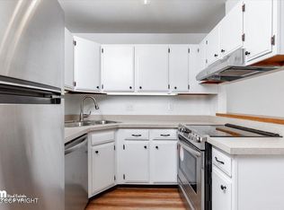 640 W 47th Ave APT B, Anchorage, AK 99503
