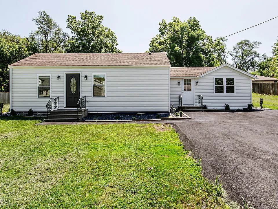 148 E Francis Rd