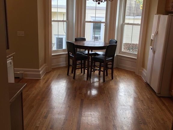 4th image of 65 Oswego St APT 1