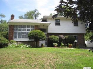 2460 New York Ave, Melville, NY 11747