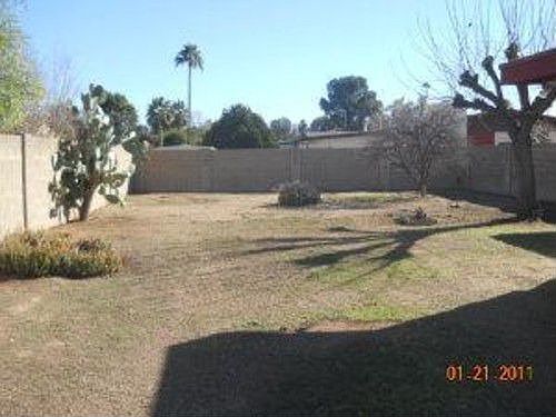 4th image of 5102 E Paradise Dr