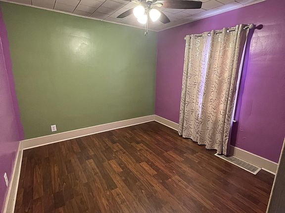 5th image of 403 Butler St