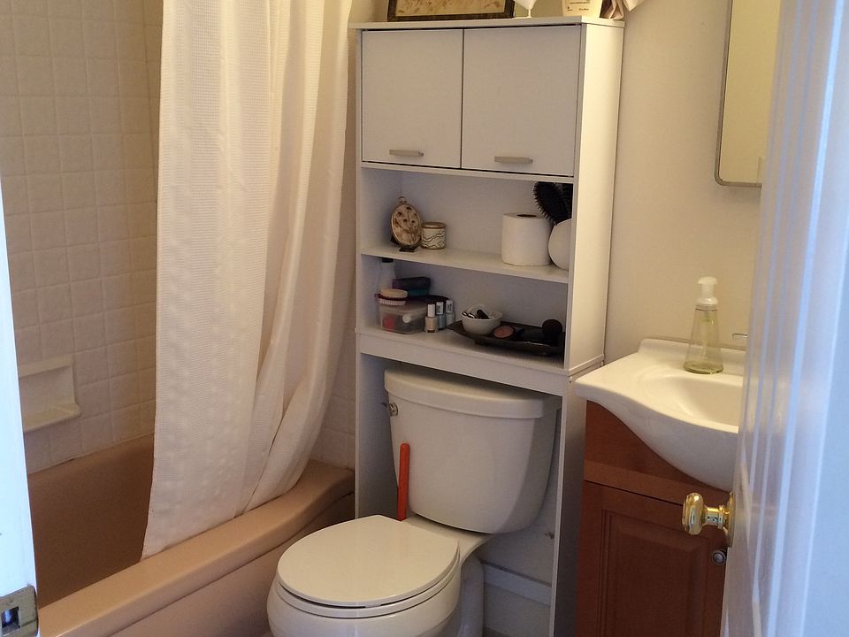 2nd image of 2000 Minor Ave E APT 7