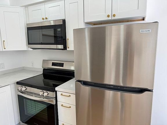 3rd image of 4167 Texas St #7