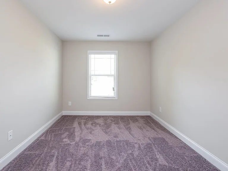 593 Joneus Dr — Photo 13