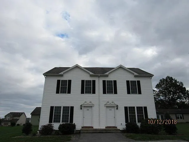318 Sunset Dr #318