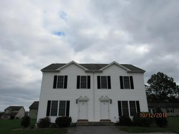318 Sunset Dr #318, Selinsgrove, PA 17870