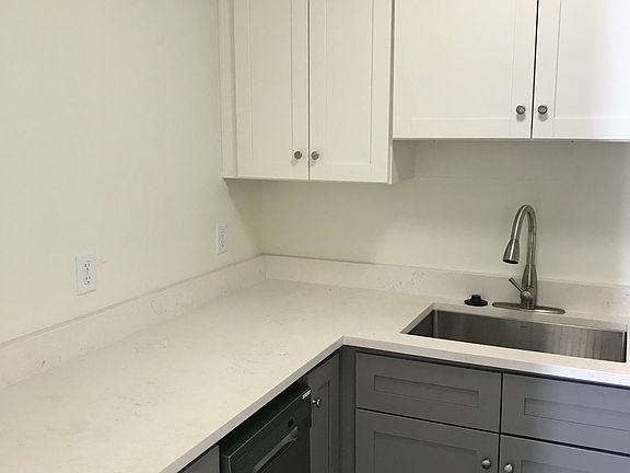 5th image of 2220 Woodhead St APT C