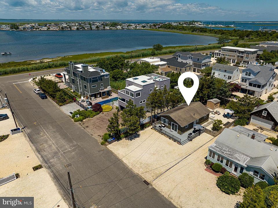 1st image of 19 W 24th St