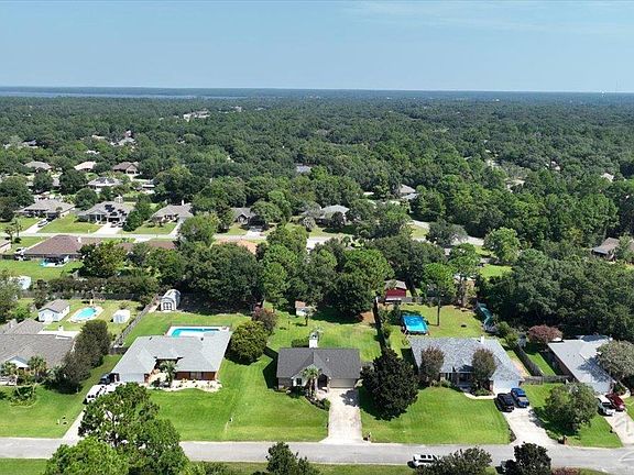 5th image of 6886 Fernandina Rd
