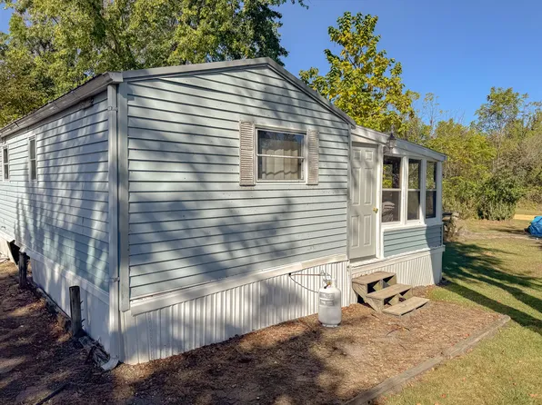 28/141 Woodhaven Dr E, Sublette, IL 61367