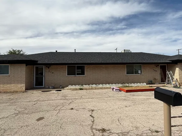 708-710 W Silver Dr, Hobbs, NM 88240