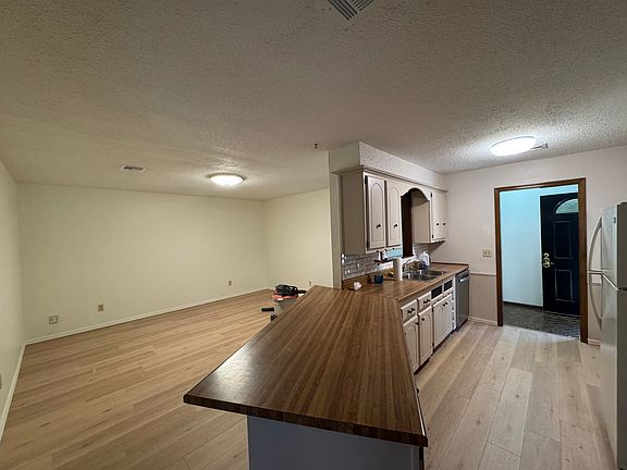 5th image of 4765 Spiva Dr