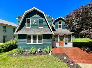 17 Elm St, Tidioute, PA 16351