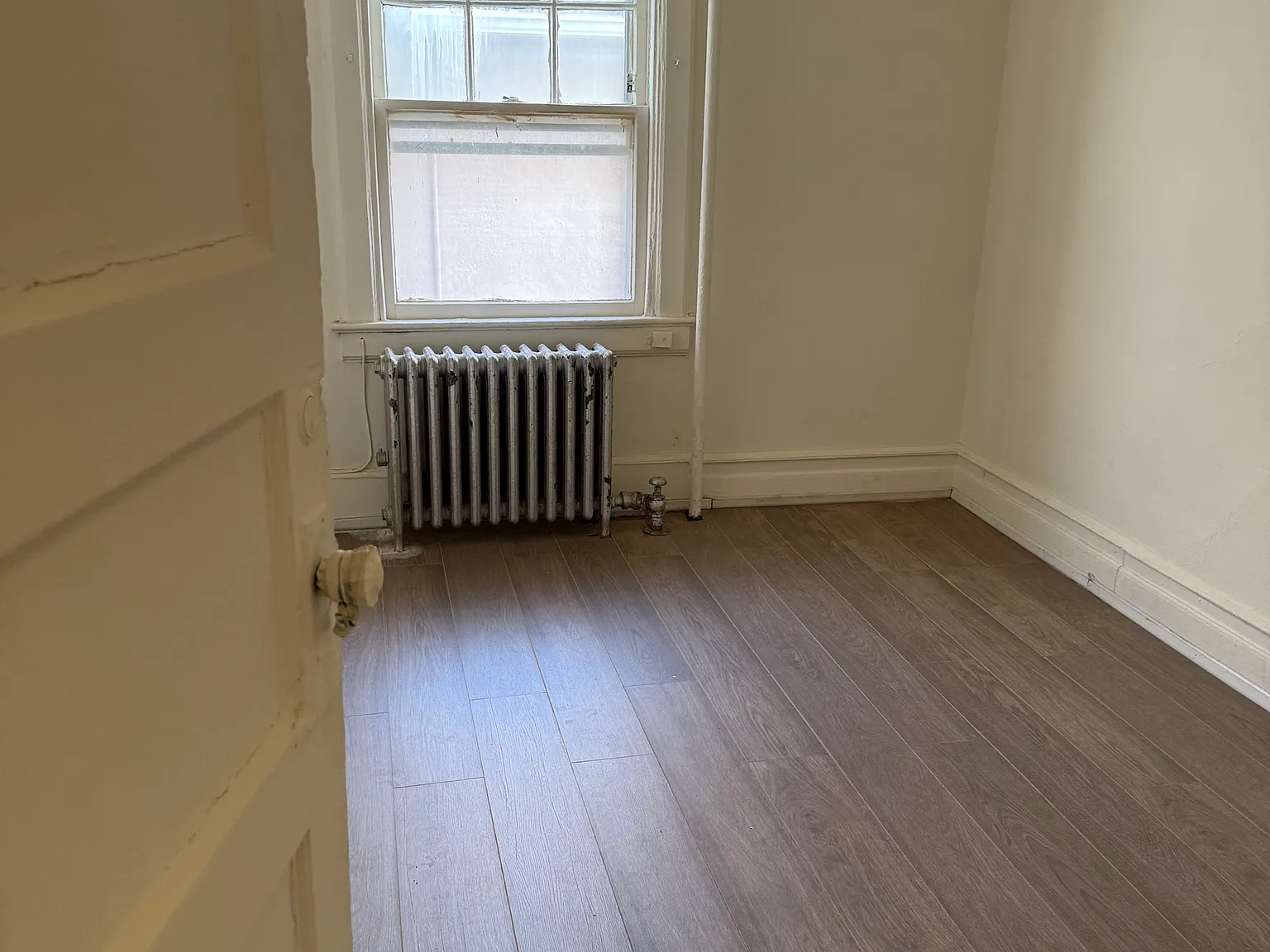264 Union Ave — Photo 4