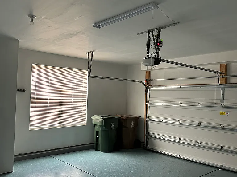 527 Catalina Grande Dr — Photo 28
