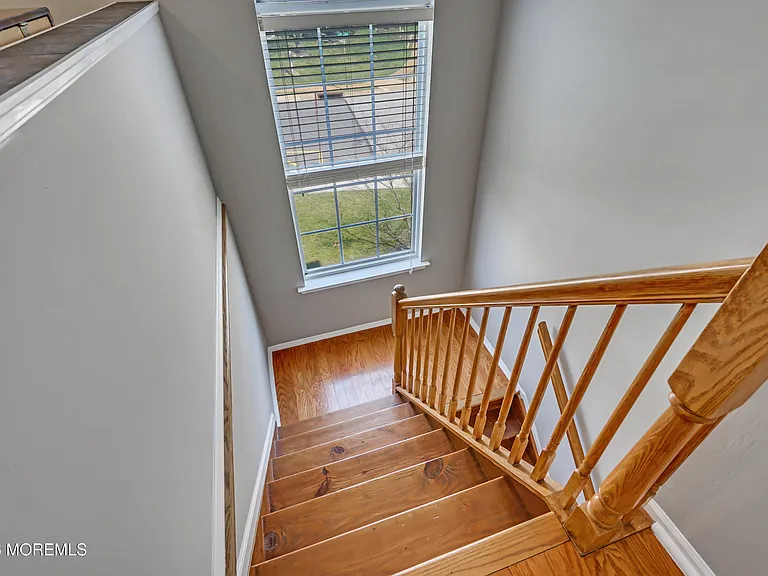 256 Tennis Ct — Photo 18