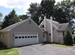 2886 Lake Ariel Hwy, Honesdale, PA 18431